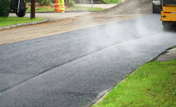Best Professional Driveway Pavers  in Battle Ground, IN